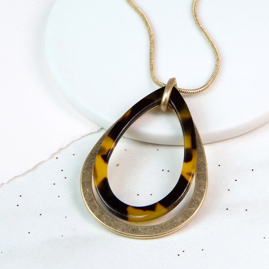 UK Seller NEW Beautiful Shell Locket Necklace Gold or Silver Tone UK Seller NEW Beautiful Shell Locket Necklace Gold or Silver Tone